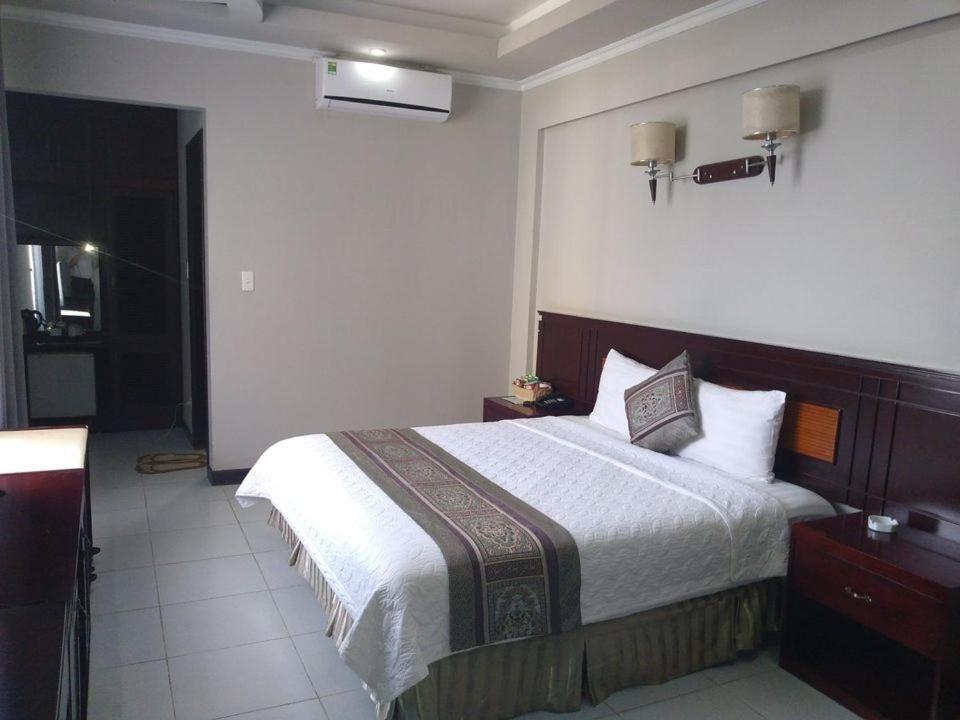 Holiday Hotel Hai Phong Kültér fotó